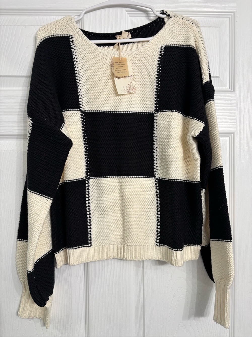 Hem & Thread Black and Cream Checkered Knit Pullover